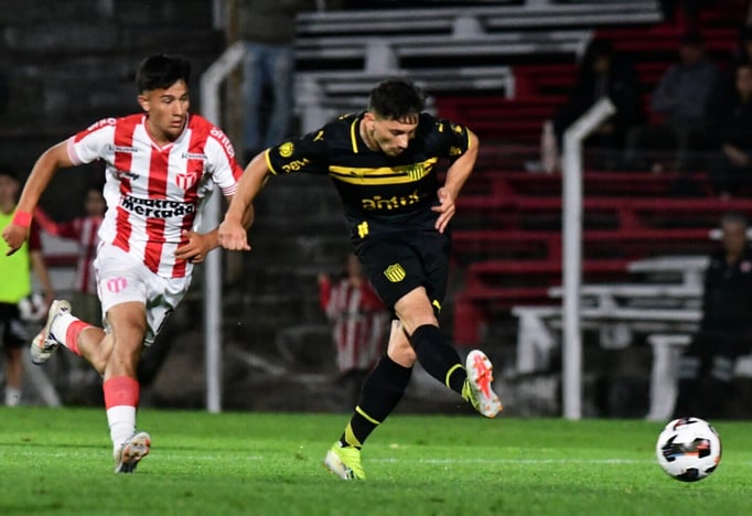 river plate 0 - peñarol 1